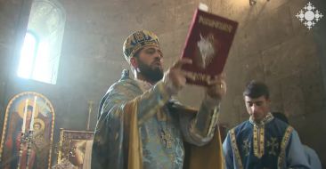 Lord’s Cross Relic Brought to Zoravor Surp Astvatsatsin Church (Holy Mother of God the Mighty) in Apna