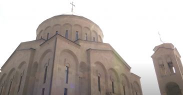 Festive Divine Liturgy Celebrated at Holy Cross Church in Arabkir