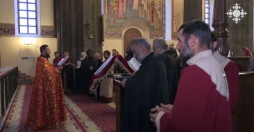 Գյումրու սուրբ Ամենափրկիչ եկեղեցում աղոթել են Շիրակի թեմի առաջնորդ Միքայել Սրբազանի համար