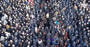 Верующие покинули Первопрестольный Эчмиадзин лишь после возвращения Католикоса в Патриаршую резиденцию