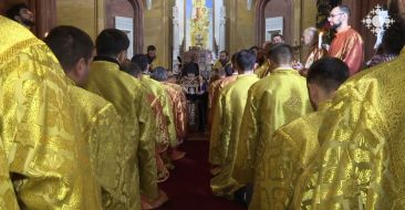 В Соборе Святого Преображения в Москве 25 чад Армянской Церкви приняли диаконский чин