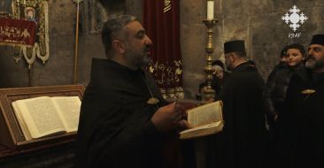 Արագածոտնի թեմի հոգևոր դասը և ուխտավորները երեկոյան ժամերգության են մասնակցել Սաղմոսավանքում