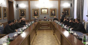 Католикос Всех Армян принял духовных служителей Вооруженных сил и произвел новые назначения