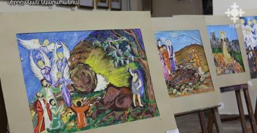 Աշտարակի հայորդյաց տանը կայացել է «Վրձնյալ շարականներ» պատկերագրքույկի շնորհանդեսը