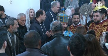 Սուրբ Էջմիածնում Աշխարհամատրան կիրակի օրը պատարագ մատուցեց Հուսիկ աբեղա Սմբատյանը