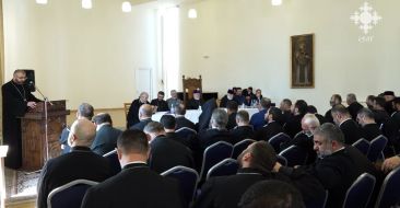 Ամենայն Հայոց Կաթողիկոսը քահանաներին պատգամել է արթուն ու հաստատուն մնալ հավատի մեջ