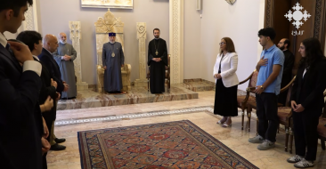 Catholicos of All Armenians Receives Young Members of the Armenian Diaspora Participating in AGBU Programs