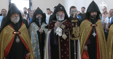 ՀՀ անկախության 35 ամյակի առիթով հանրապետական մաղթանք և հայրապետական ուղերձ