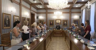 Կանադահայ ուխտավորների հանդիպումը Վեհափառ Հայրապետի հետ