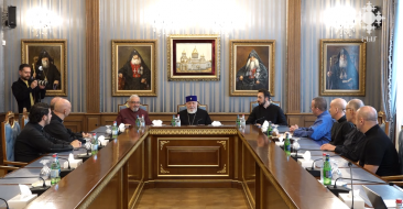 Կաթոլիկ Եկեղեցու Նեապոլի թեմի հոգևորականներին ընդունեց Վեհափառ Հայրապետը