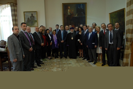  Ամենայն Հայոց Կաթողիկոսն ընդունեց Հայաստանի փաստաբանների պալատի անդամների և հյուրերին